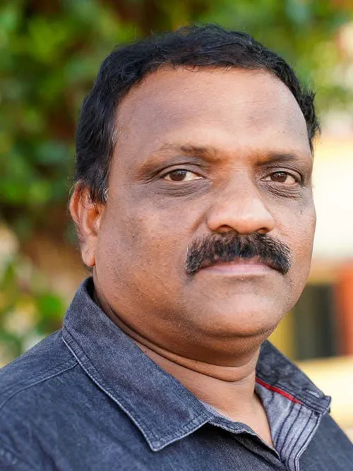 Dr. Vasu AK