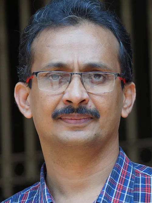 E Santhosh Kumar